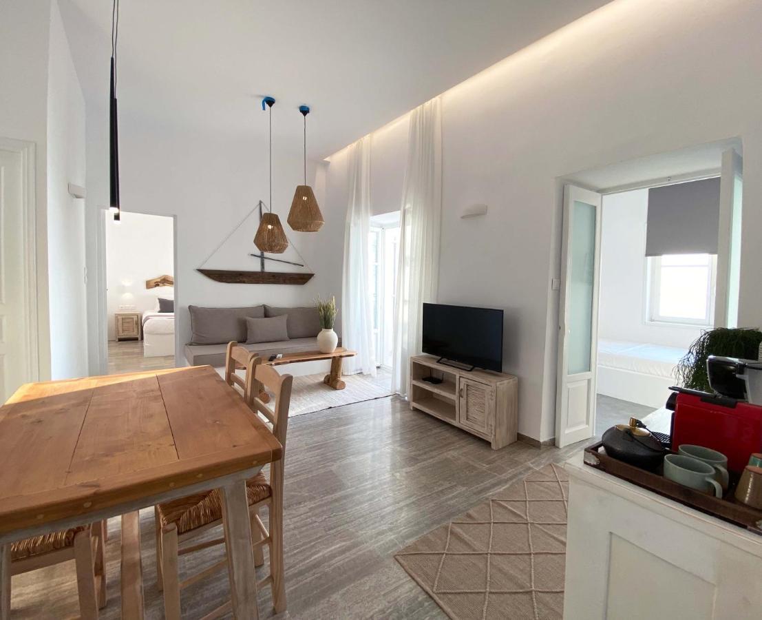 Lyra Seafront Apartment , Paroikia Town Center מראה חיצוני תמונה